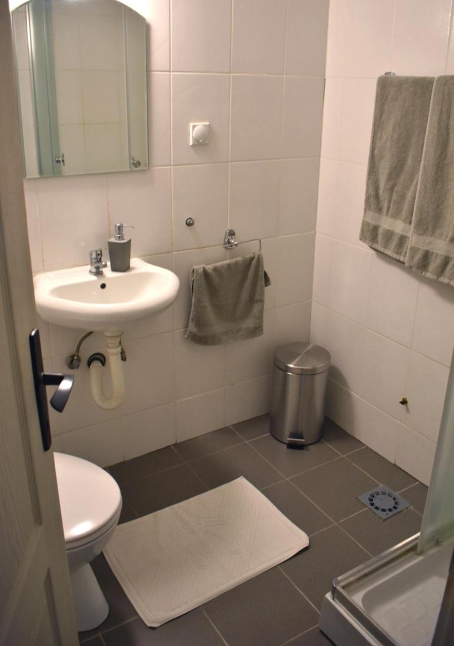 Apartmani Zrenjanin Exterior foto