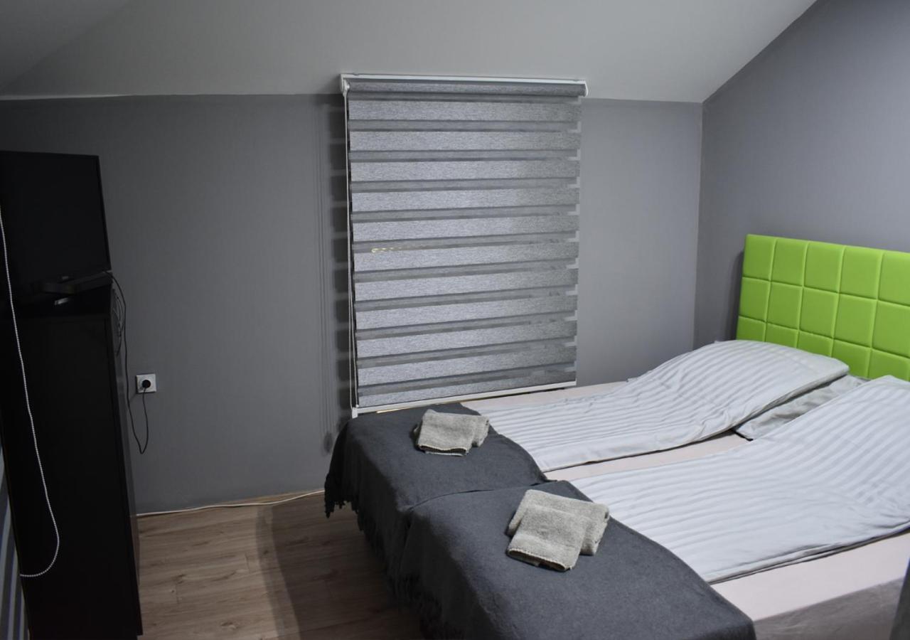 Apartmani Zrenjanin Exterior foto