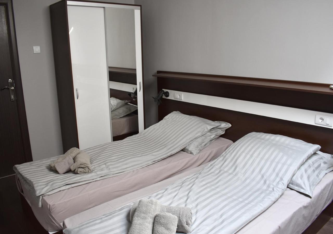 Apartmani Zrenjanin Exterior foto
